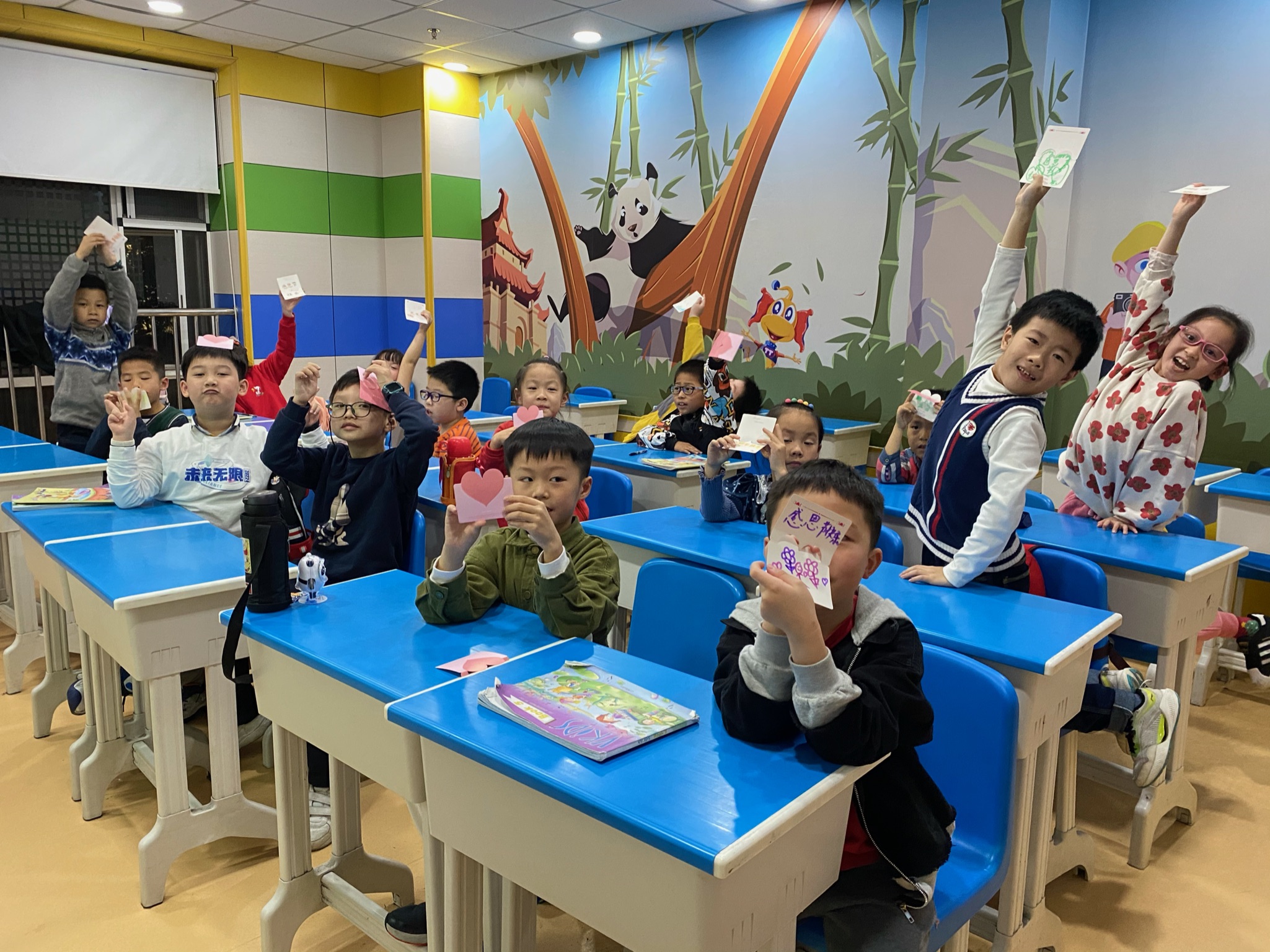 儿童学习少儿英语，家长可以提供那些帮助？(图1)