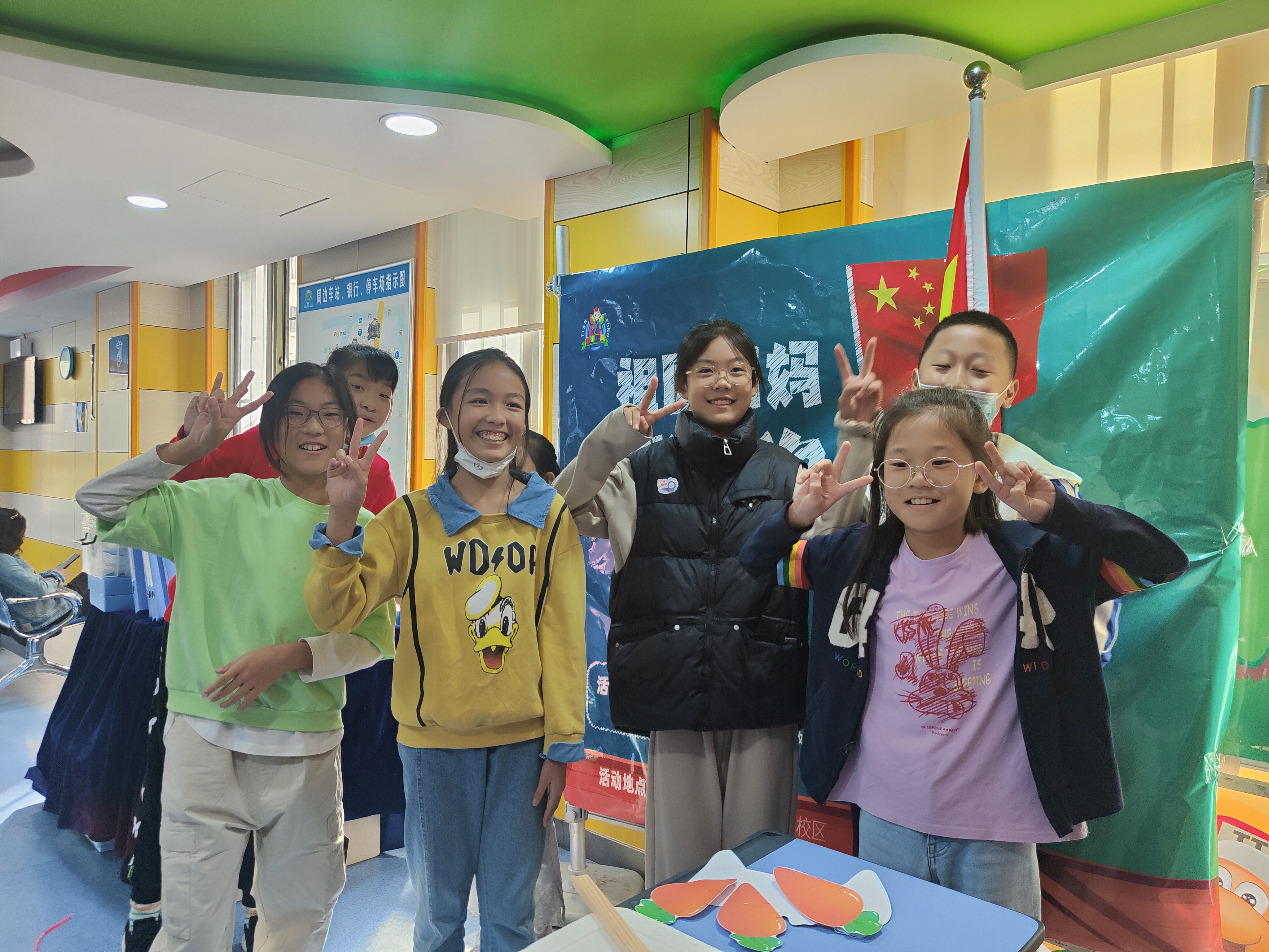 家长怎样教孩子学习少儿英语？这两个窍门要了解(图1)